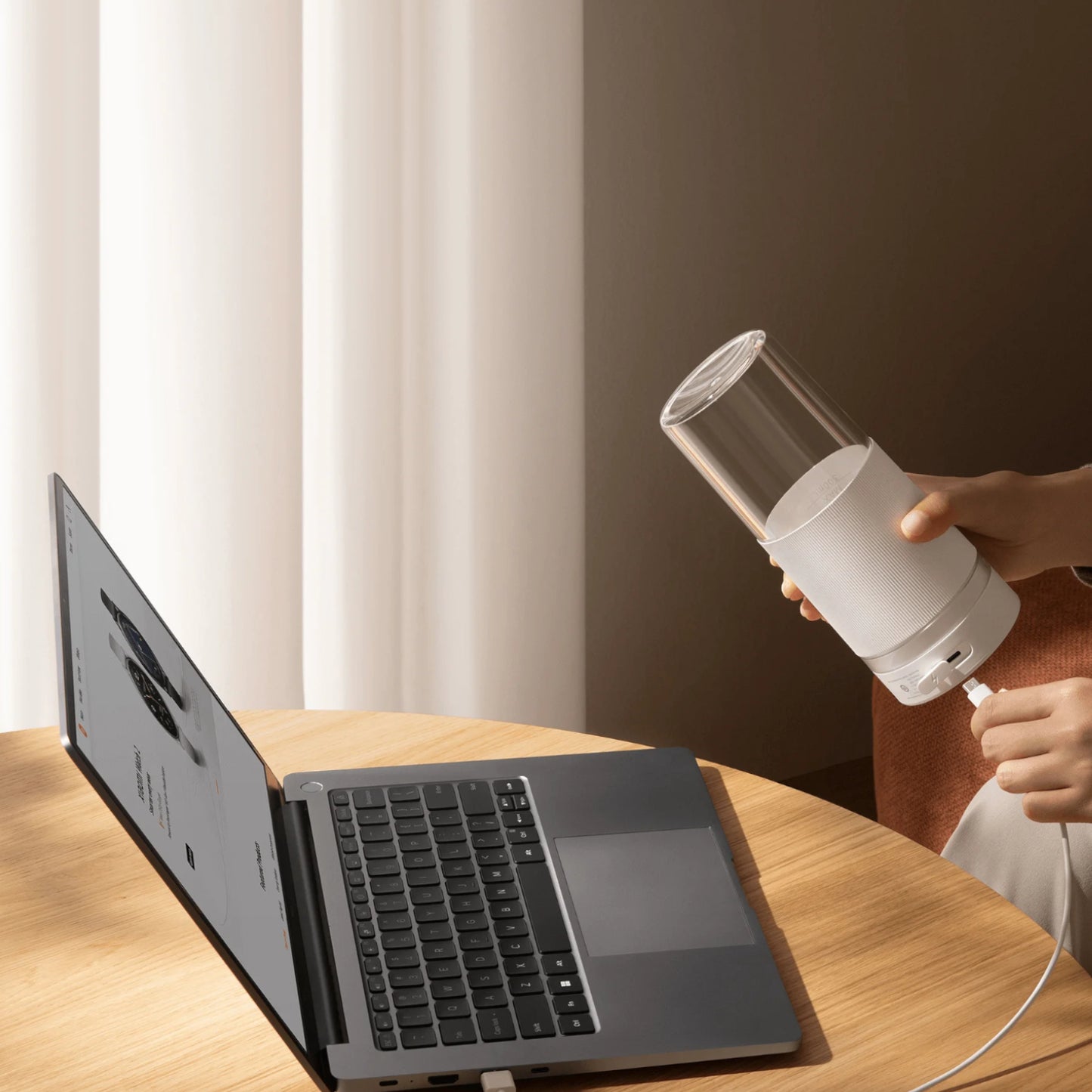 Xiaomi Portable Blender 300ml USB Type-C Rechargeable- White