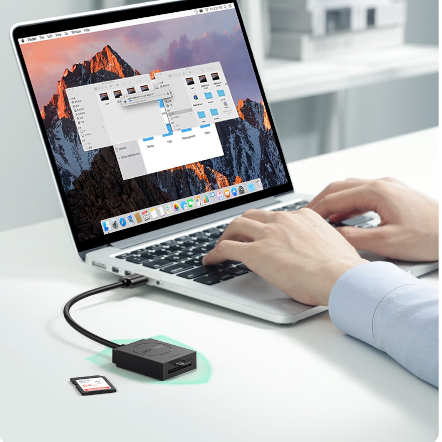 UGREEN USB 3.0 Dual Slot Card Reader for SD/TF Cards – 5Gbps Data Transfer