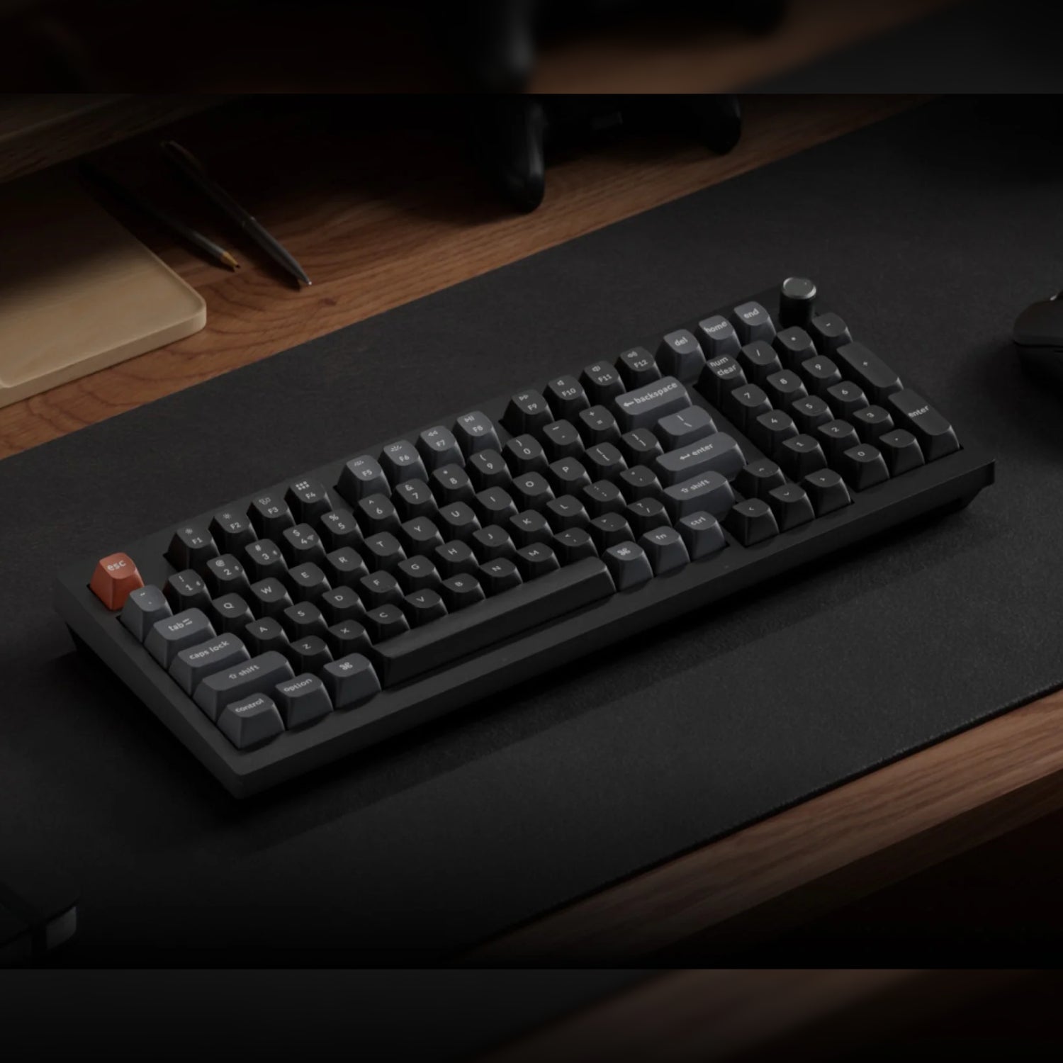 Keychron V5 Ultra 96% 8K Red Switch Hot-Swapple Silk POM RGB Wireless Keyboard